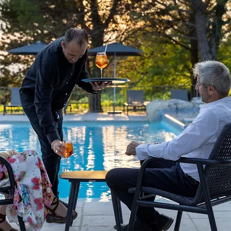 Du Terme 4* Barjac (Gard)