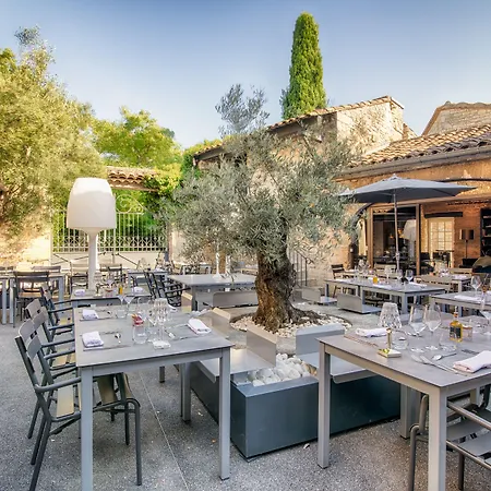 Du Terme فندق