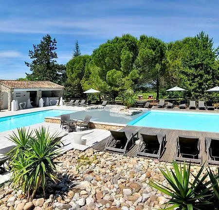 Du Terme 4*