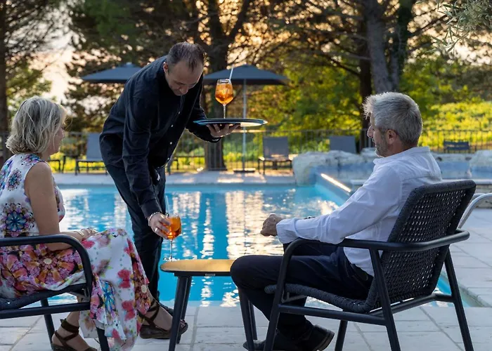 Du Terme 4* ברז'אק