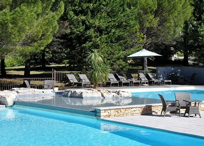 Du Terme 4* ברז'אק